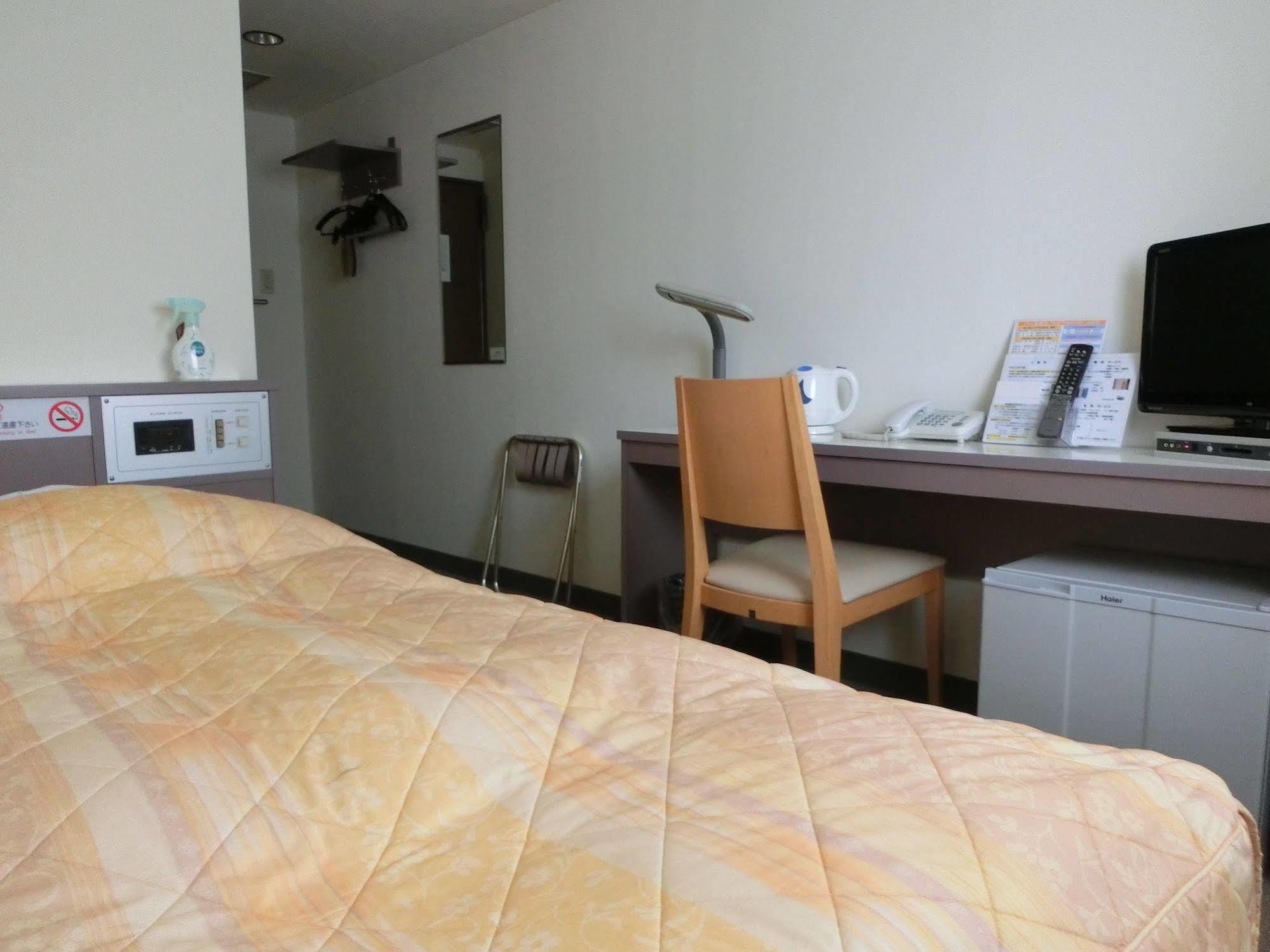 Orange Inn Sendaihigashi Exteriör bild