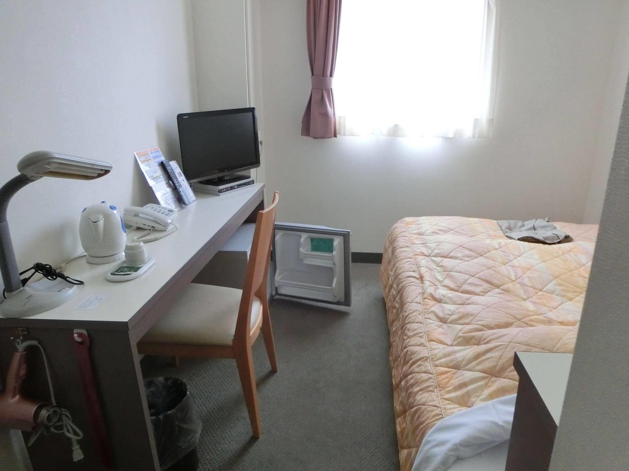 Orange Inn Sendaihigashi Exteriör bild